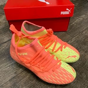 Puma soccer cleats NWT youth size 1c